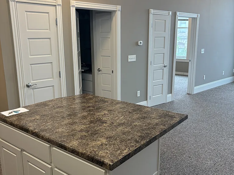 1406 Tower Ave #202 — Photo 3