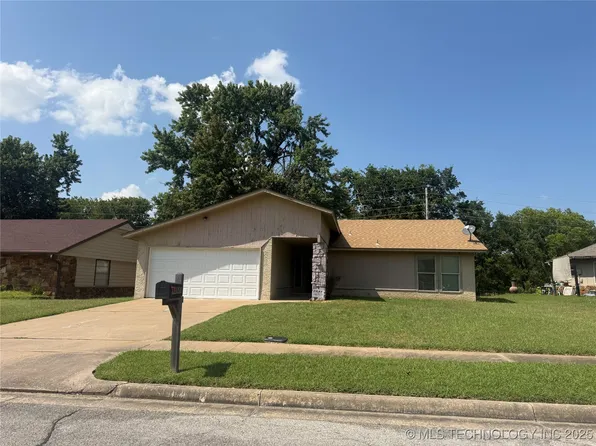 14841 E 32nd St S, Tulsa, OK 74134