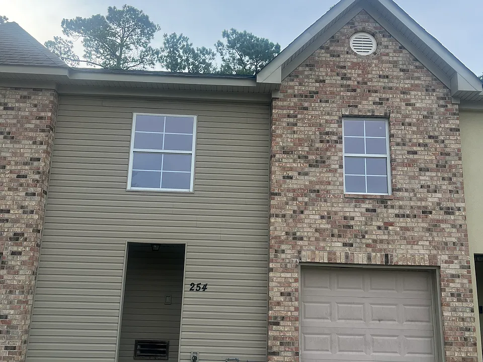 254 Bella Sera Ln