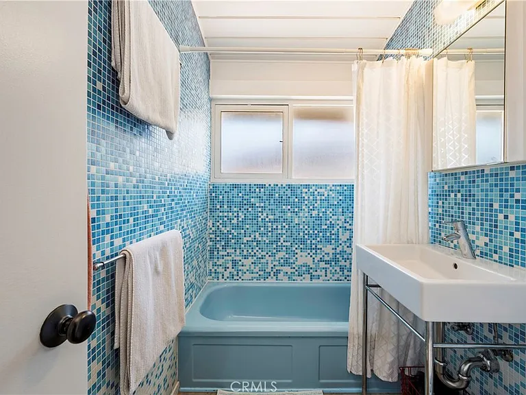 3257 Karen Ave — Photo 24