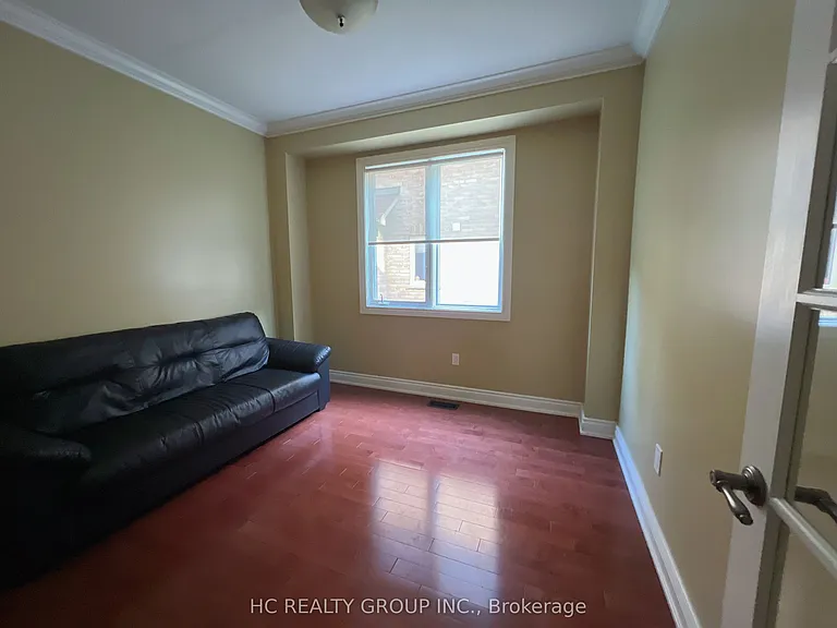 73 Burndenford Cres — Photo 12