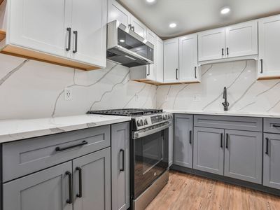 46 Main St APT 5, North Reading, MA, 01864