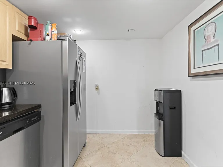 100 Bayview Dr #307 — Photo 8