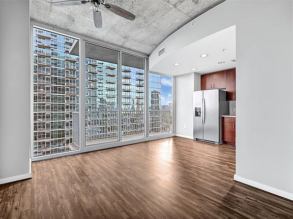 4th image of 5925 Almeda Rd Unit 11306