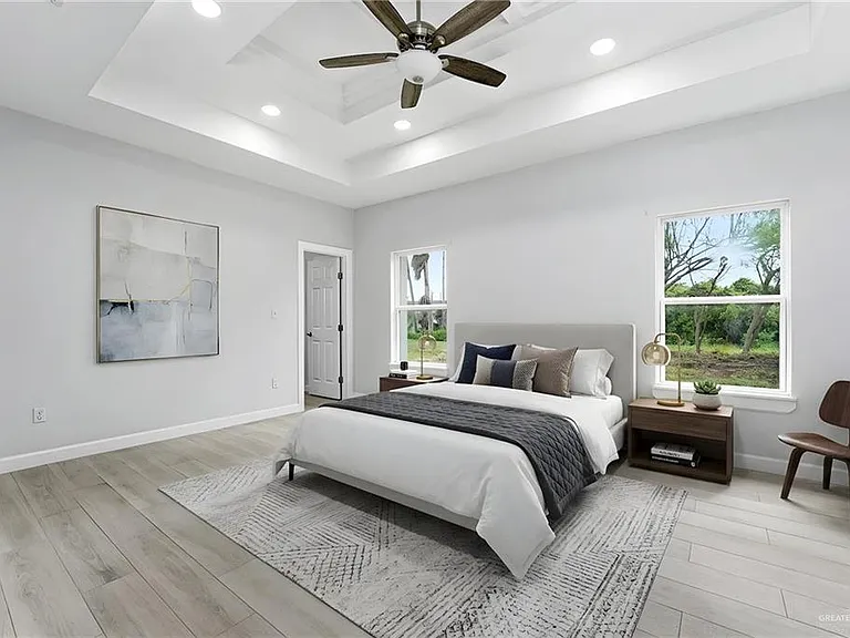 1212 Esperanza St — Photo 9