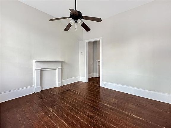 3rd image of 1449 N Roman St