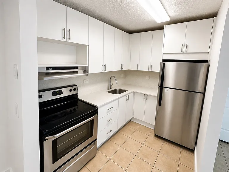 7095 NW 179th St #209 — Photo 3