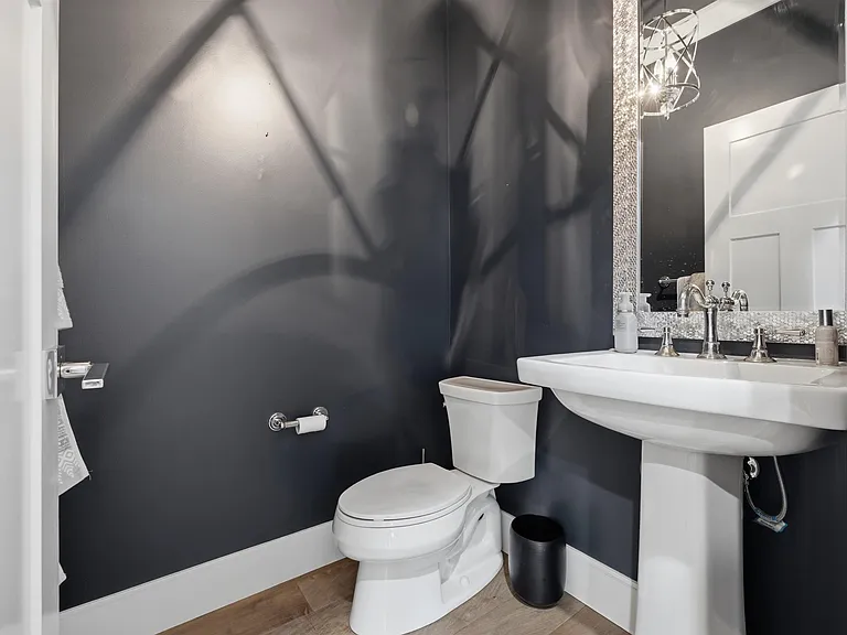 1305 Hainstock Way SW — Photo 25