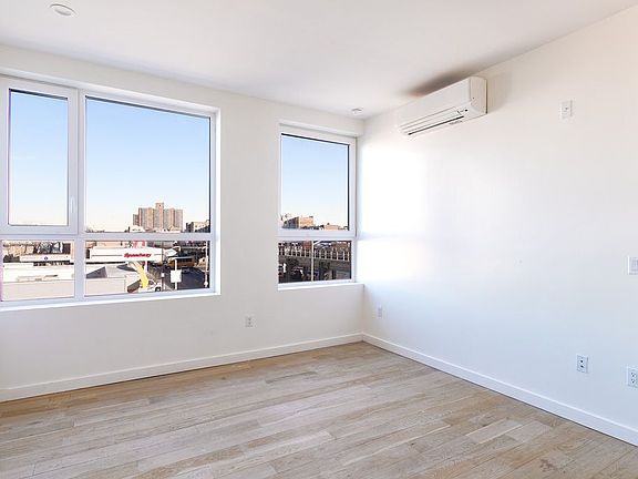 5th image of 1875 Atlantic Ave #3