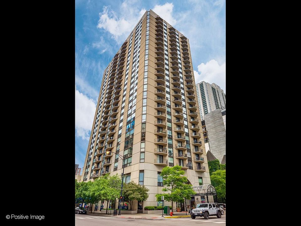1st image of 70 W Huron St APT 605