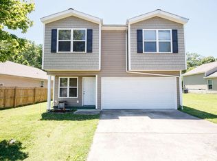 130 Woodmont Ln, Dalton, GA 30721