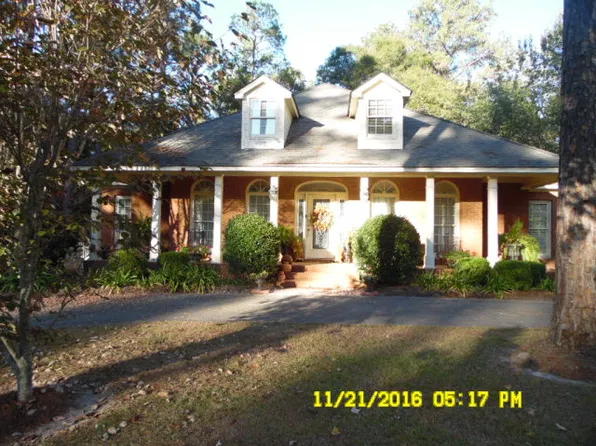 2103 Backlake Cir, Bainbridge, GA 39819