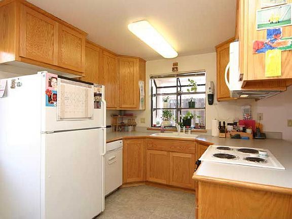5th image of 6617 Carmelwood Dr