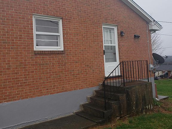 3rd image of 1037 Blandford Ave