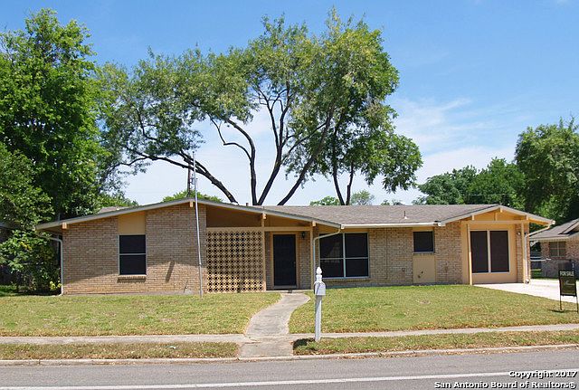 1st image of 11210 Dreamland Dr