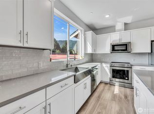 369 E Park Street #D3, North Bend, WA 98045