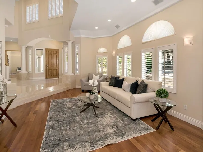 18233 Saratoga Los Gatos Rd — Photo 3
