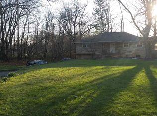 56681 Eastvue Dr, Osceola, IN 46561