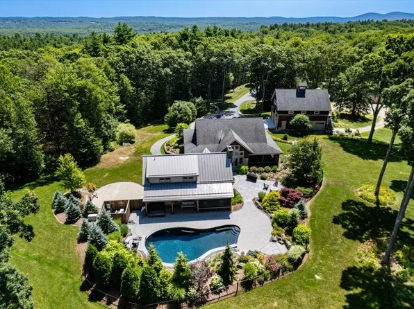 849 River Road, Weare, NH 03281