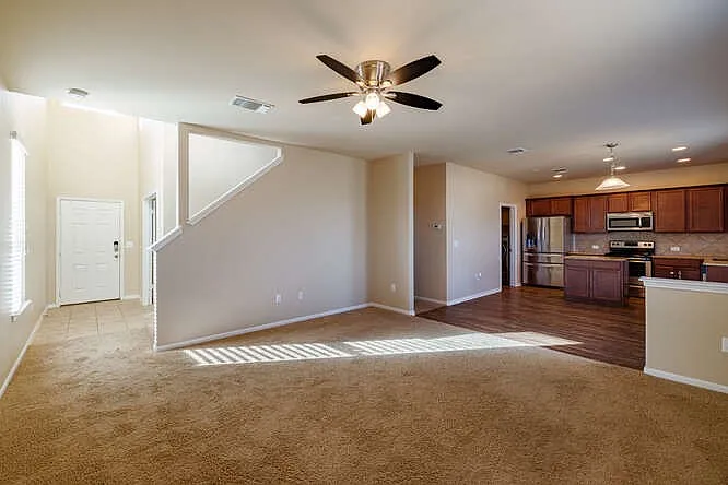 402 Zenith Rd — Photo 8