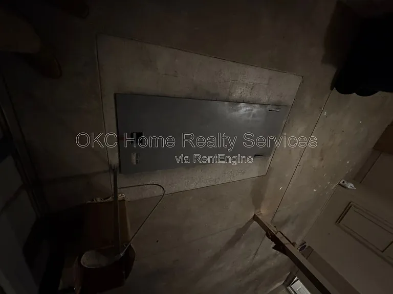 8020 Kaden Rd — Photo 12