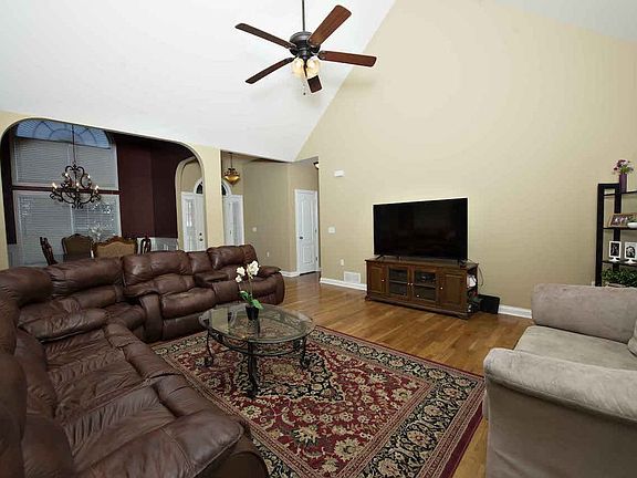 5th image of 2728 Laurelstone Ln