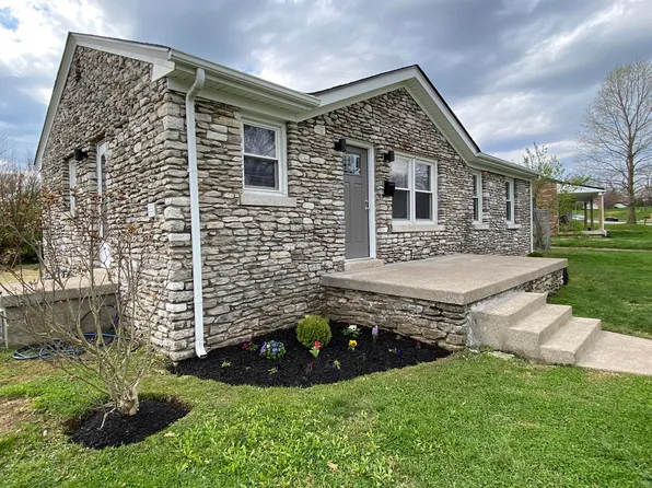 2222 Circle Dr, Lexington, KY 40505