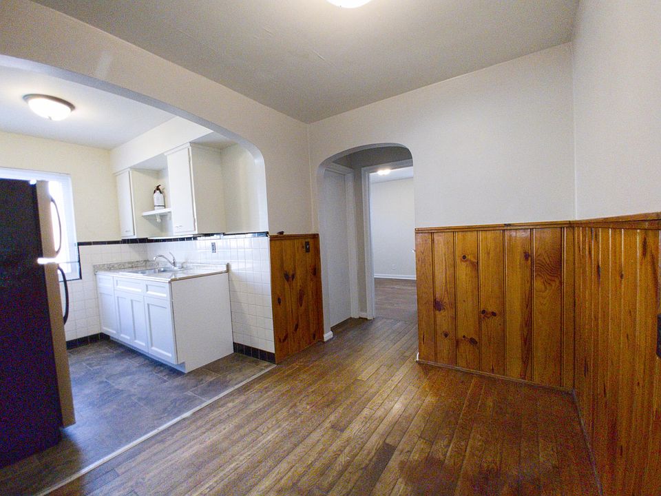 1st image of 4115 Oakwood Ave Floor 2-4