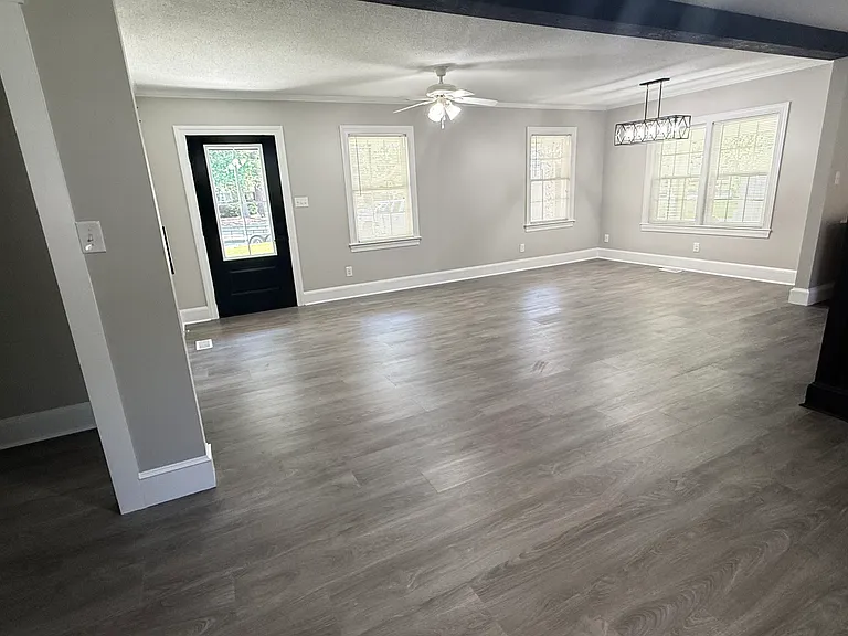 209 Harmony St — Photo 12