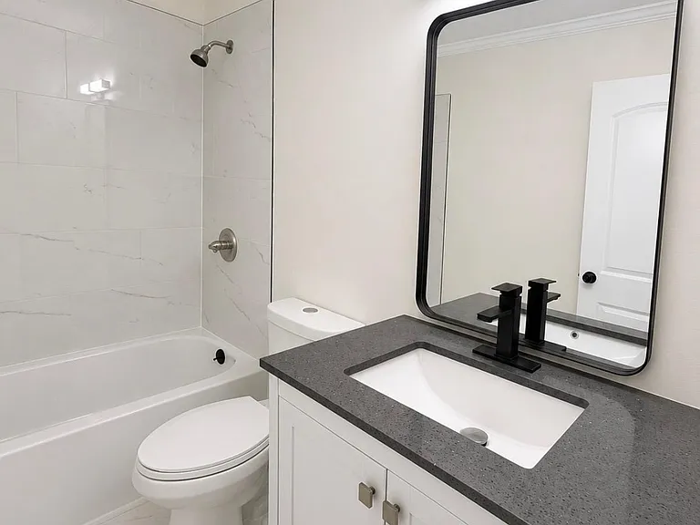 3821 Harrison Rd — Photo 3