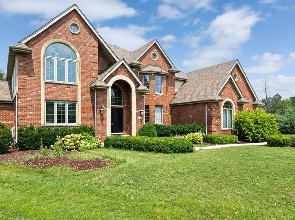 21588 Williamsburg Ct, Frankfort, IL 60423