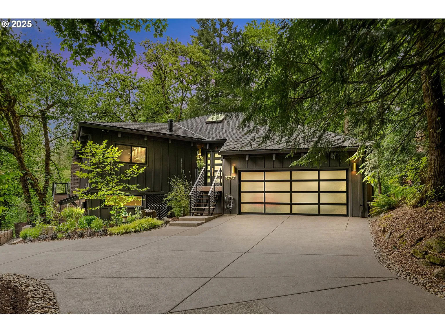 3777 Parkwood Way photo 1