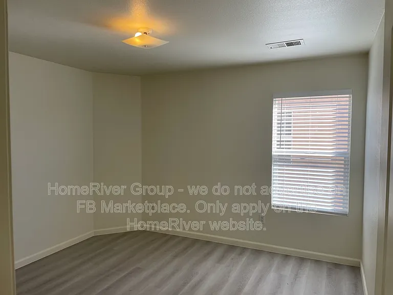1100 Diamondback Dr NE — Photo 15