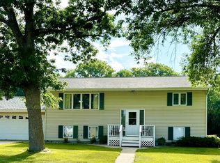204 Washington St N, Minneota, MN 56264