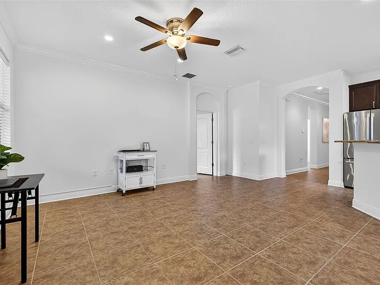 3204 W Marlin Ave — Photo 14