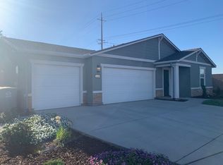 2109 N Riverview Ave, Reedley, CA 93654