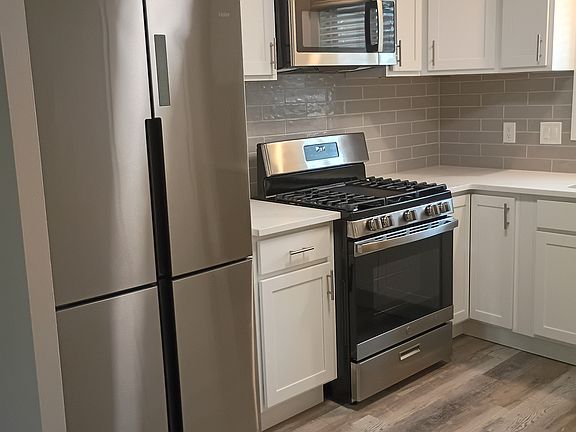 3rd image of 2699 Neil Ave #C