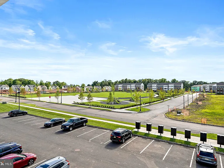 2301 Jacob Francis — Photo 3