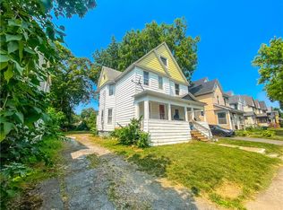 33 Finch St, Rochester, NY 14613