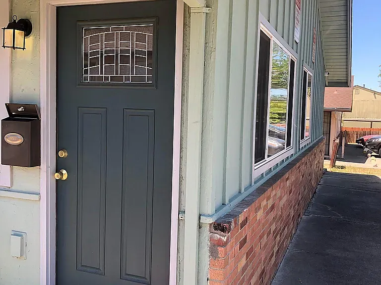 1123 Tabor Ave #4 — Photo 1