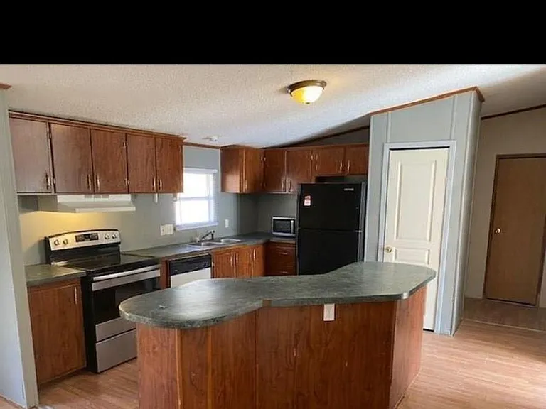 17 E Arapaho Trl — Photo 2