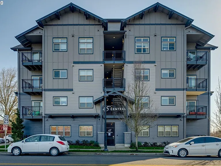 13905 SW Meridian St #310 — Photo 1