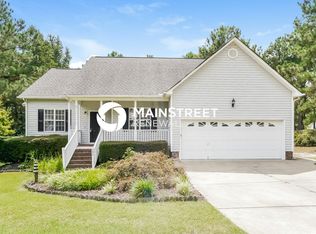 292 Tomahawk Dr, Clayton, NC 27520
