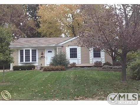 727 Bolinger St photo 1