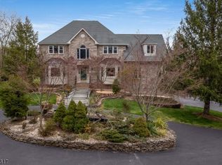 3 Knoll Tavern Rd, Flemington, NJ 08822