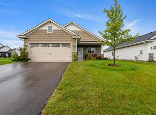 31644 McGuire Trl, Lindstrom, MN 55045