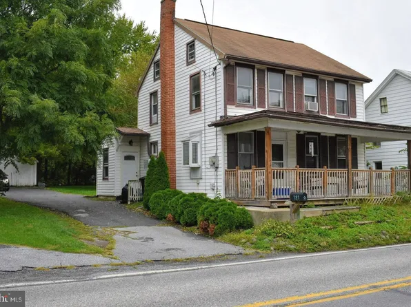 121 Schoolhouse Rd, Palmyra, PA 17078