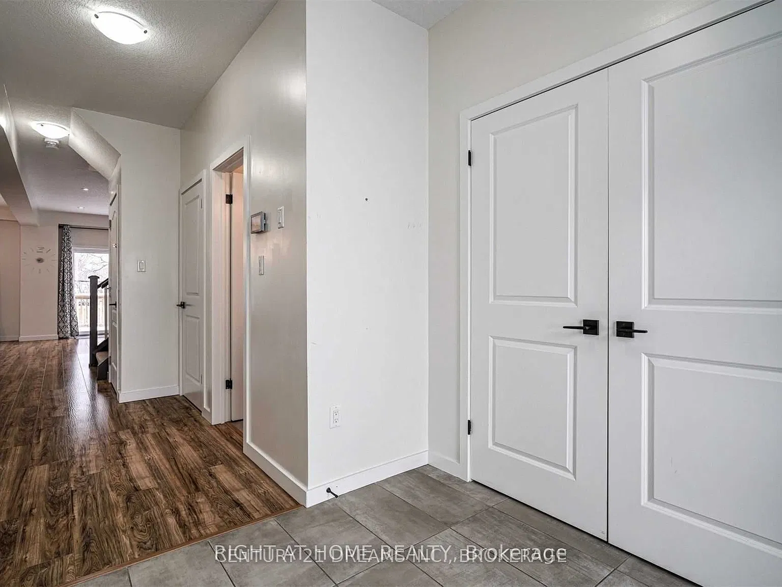 3 bed, $2,800 — Photo 3