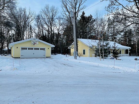 2nd image of 93247 Cozy Ln