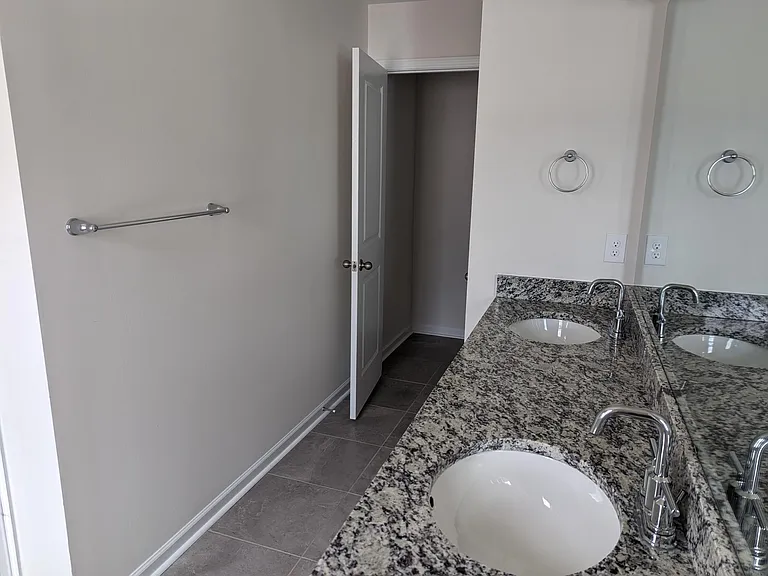 21 Cedar Hill Rd — Photo 14
